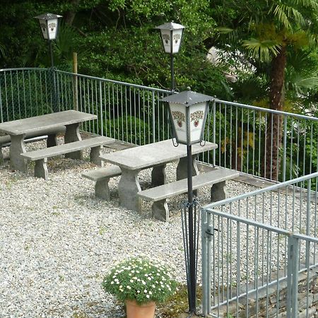 Ristorante Charme Hotel Tre Terre Ponte Brolla Экстерьер фото